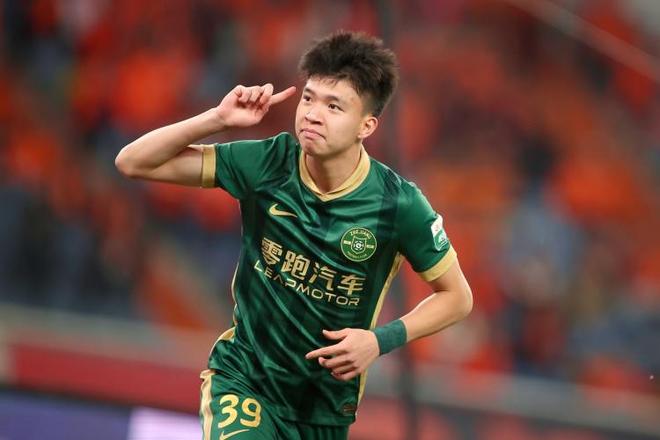 资低+离家远没转会费隐形开支曝光b体育入口王钰栋留洋几率降低！工(图2)